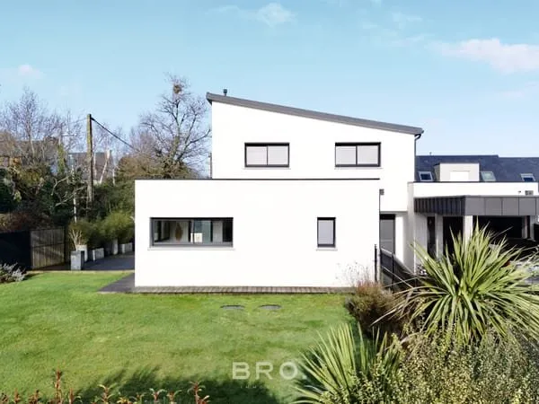 À Vendre Maison 163M2 Vannes- Vie De Plain Pied - 4 Chambres -Terrain De 640M2