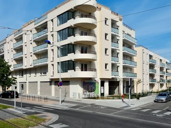 Appartement t5 en dernier etage avec terrasse 67200 strasbourg