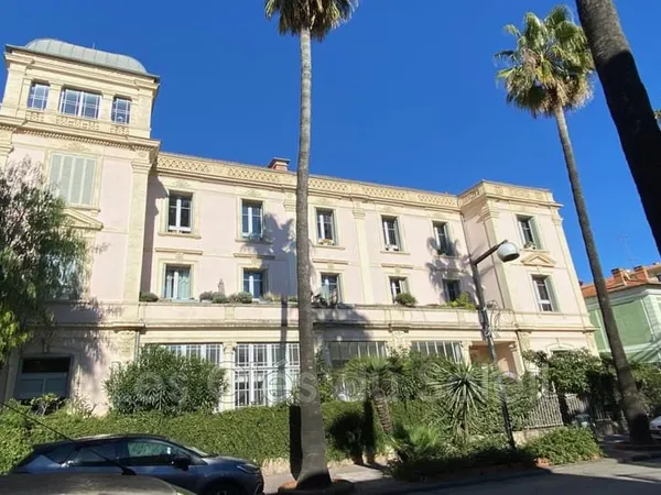 Appartement 4 pièces 99 m²