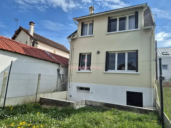 Maison sur sous sol total centre ville