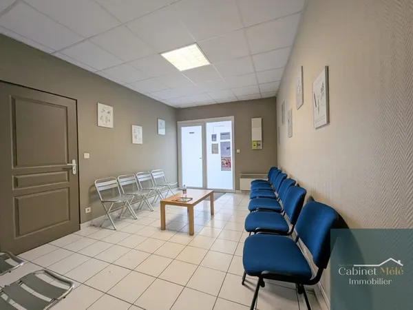 Local commercial de 88m2 dans le centre de Carignan-de-Borde