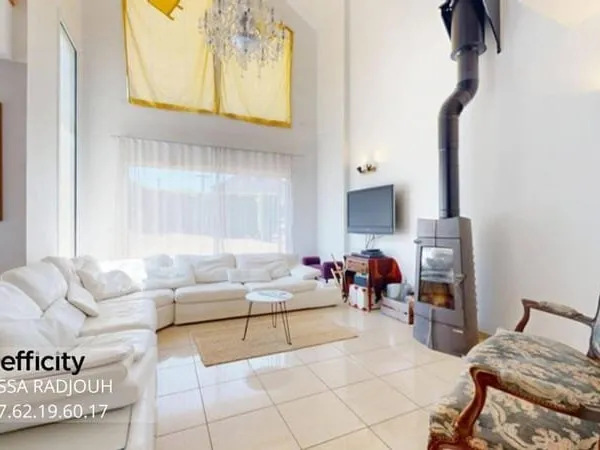 Maison 6 pièces 155 m²