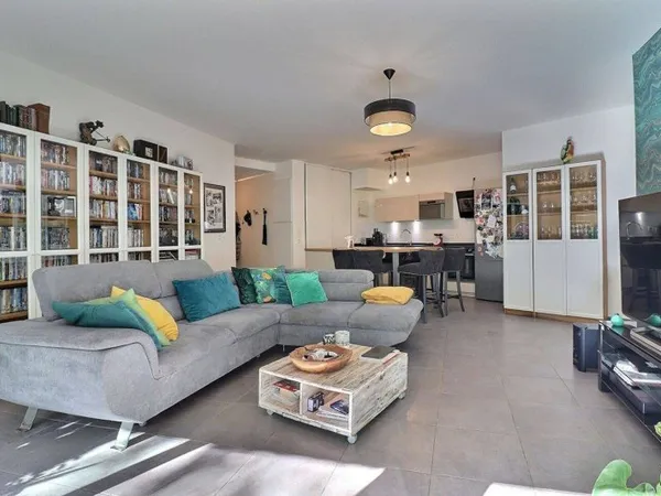 Appartement 5 pièces 103 m²