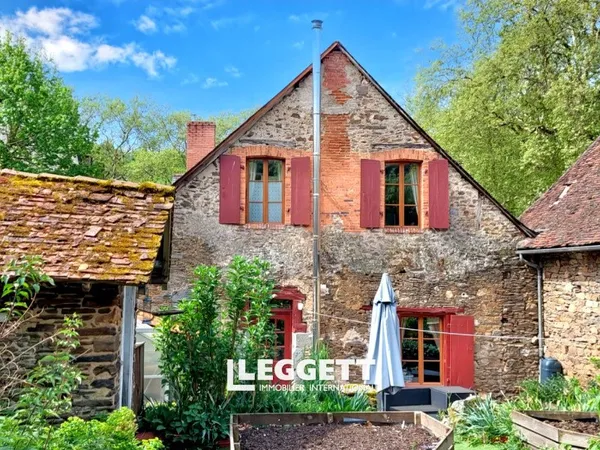 Maison 9 pièce(s), SÉGUR-LE-CHÂTEAU