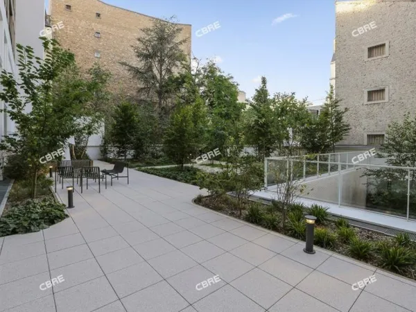 Bureaux 1047 m²