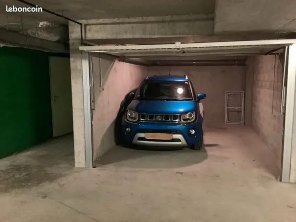 Location grand garage