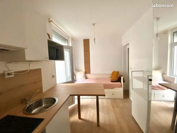 Studio Individuel Cosy avec Terrasse Extérieure Boulevard Vauban Quartier Étudiant à Lille