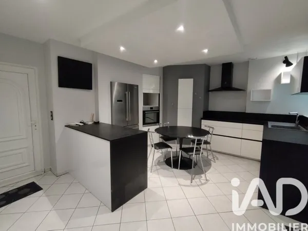 Maison 6 pièces 165 m²