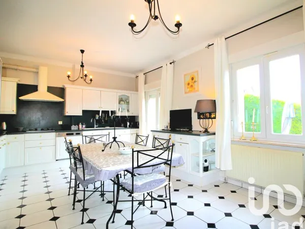 Maison 6 pièces 175 m²
