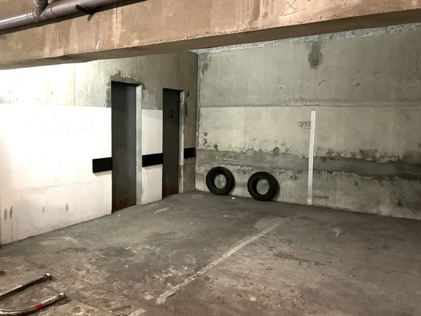 Vends parking