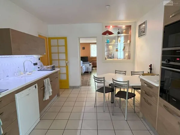 Maison 6 pièces 165 m²