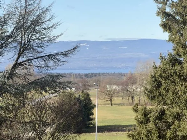 Cervens - Vue Lac et Montagne - Terrain à bâtir libre - 572m2