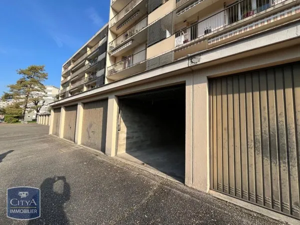 Stationnement Location Chambéry   85€