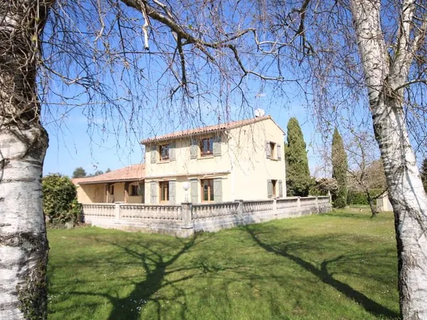 BELLE MAISON