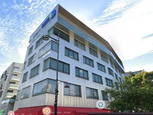 Bureaux 1944 m²