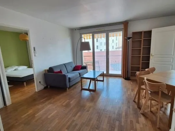 Location T2 meublé Lyon 7 Garibaldi Saxe + garage et balcon