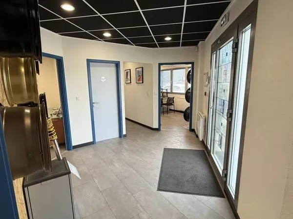 Bureaux 75 m²