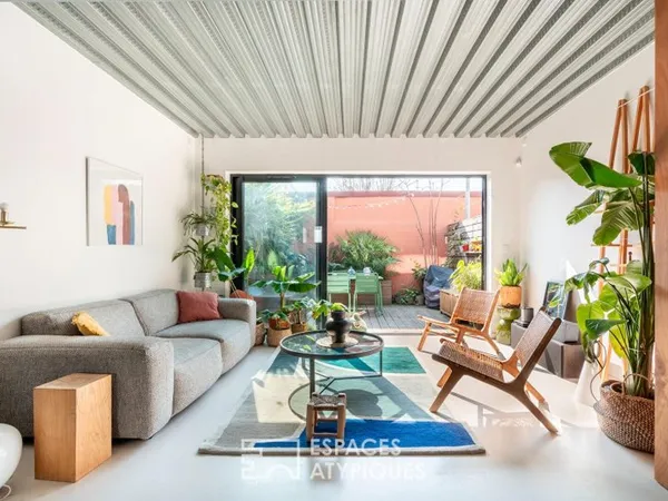 Maison d'architecte avec terrasse et rooftop