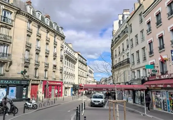 Boutique 250 m² ST DENIS