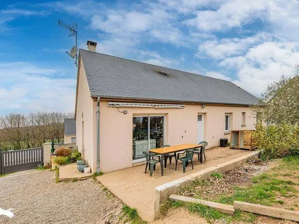 Maison de plain-pied 6 pièces 106 m²