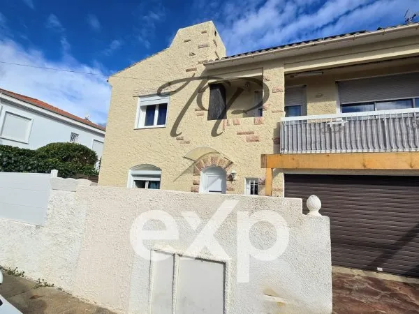 Maison 2 ville avec 2 logement