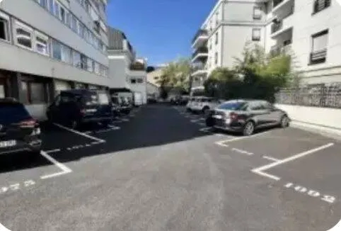 Parking 12 m²