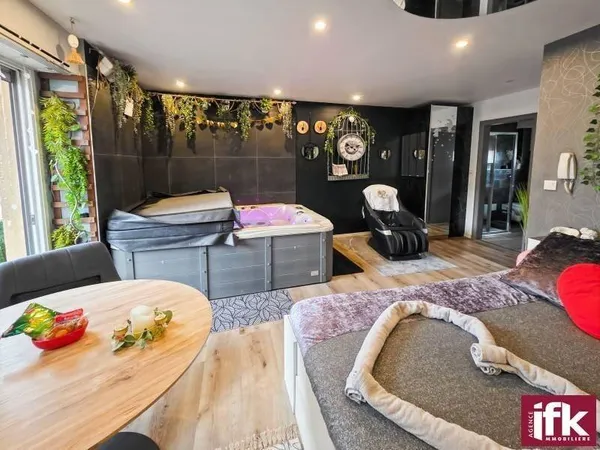 Studio 1 pièce 28 m²