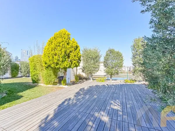 Vends T5 - 125m² - Neuilly-sur-Seine 92200