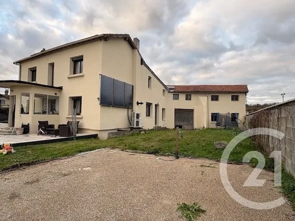 Maison 6 pièces 160 m²