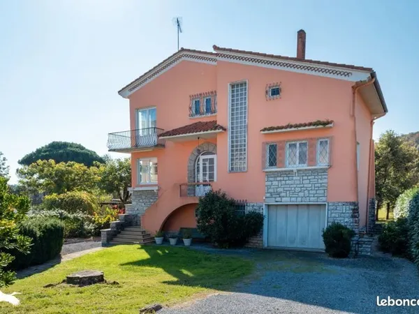 Maison de ville 7 pièces 168 m²