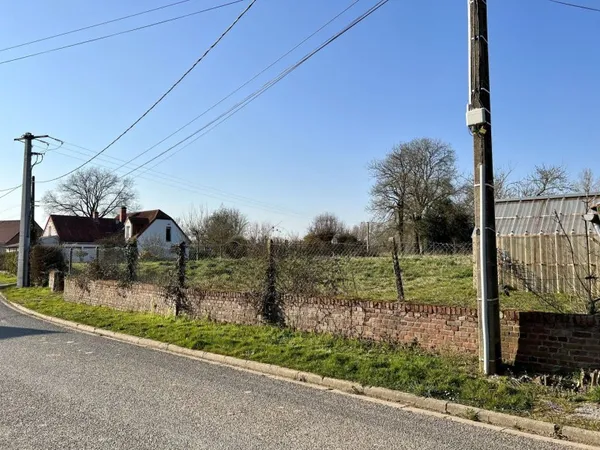 TERRAIN A BATIR SUR L'AXE D'ARRAS