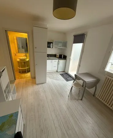 Studio meublé 100m Université