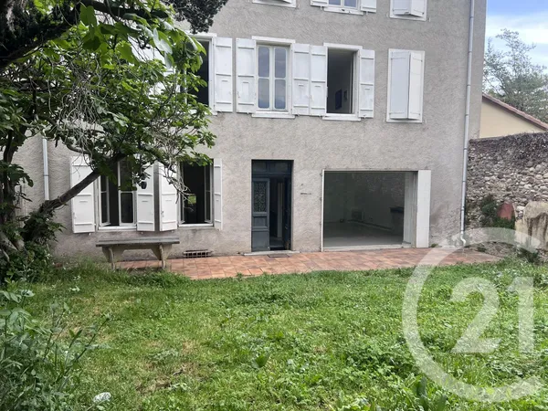 Appartement 3 pièces 111 m²