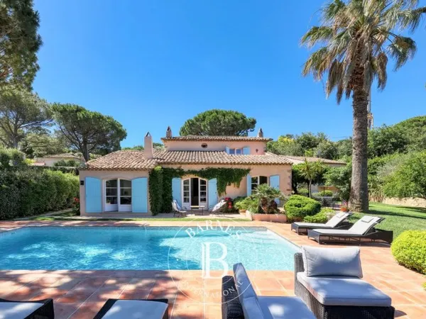GOLFE DE SAINT-TROPEZ - GASSIN - VILLA 5 CHAMBRES - PISCINE