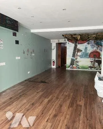 Local 62 m²