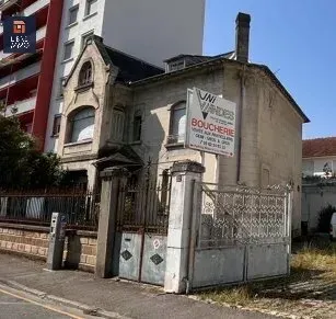 Maison de maitre 250 m² à rénover - 6 à 8 logements possibles - Beau quartier Tarbes