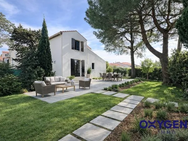 Perpignan Sud - Maison 3 faces - 4/5 chambres - Grand jardin san