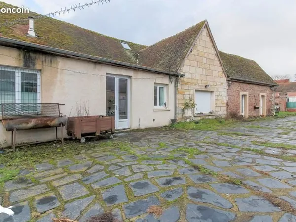 Maison 7 pièces 216 m²