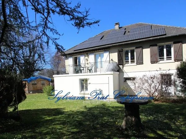 Maison à vendre 6 pièces LONS (64) de 141 m² sur 1014 m² de Terrain