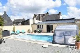 Local commercial 216 m²