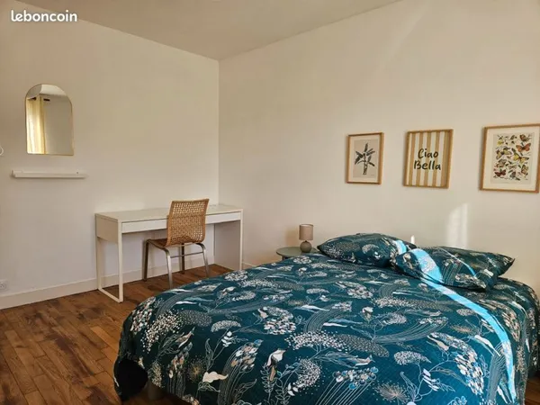 Loue chambre dans maison toute équipée - courte ou longue durée