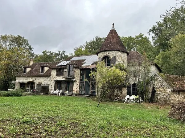 Ancien Moulin à Lignac - Propriété sans vis à vis de 249m2