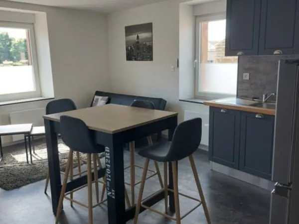 Jolie f1 meuble