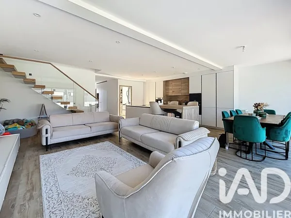 Maison 6 pièces 163 m²