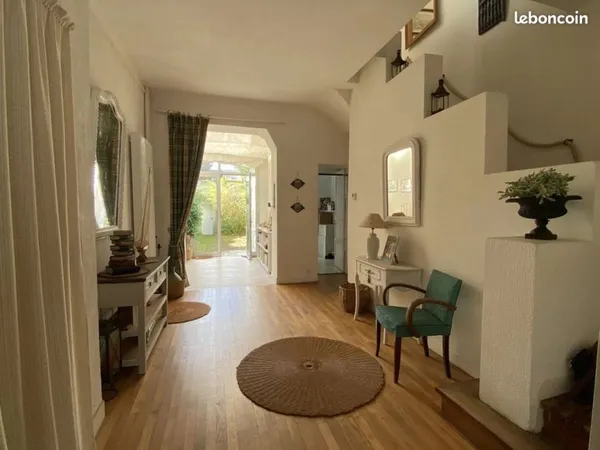 Maison 6 pièces 162 m²