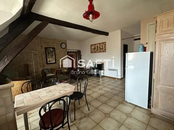 Appartement 74 M² en centre ville, 3 pièces, 1 chambre, un bureau et un grenier aménagé