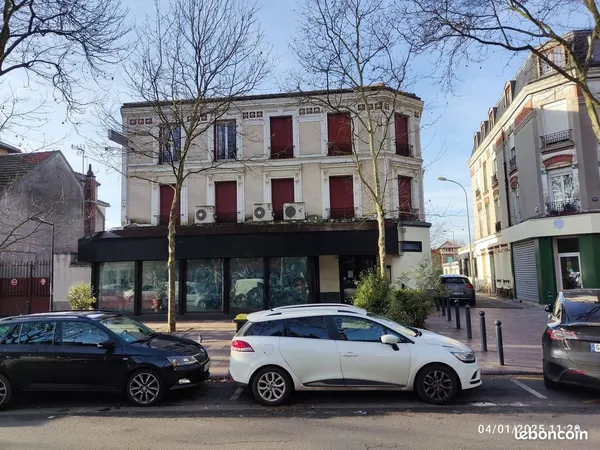 Local commercial 650 m² Créteil