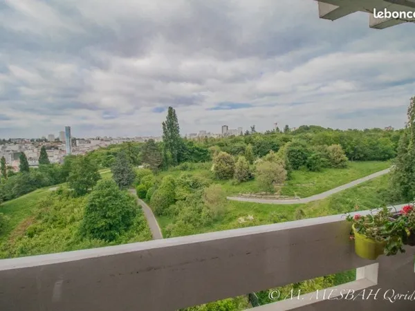 Avec belle vue : Appartement 3 pieces Bagnolet sans vis à vis