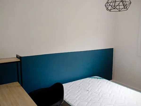 Appartement 5 pièces 12m2 tout inclus