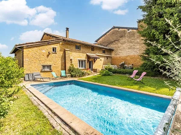 Exclusivité : un véritable bijou dans un hameau à 15mn de la